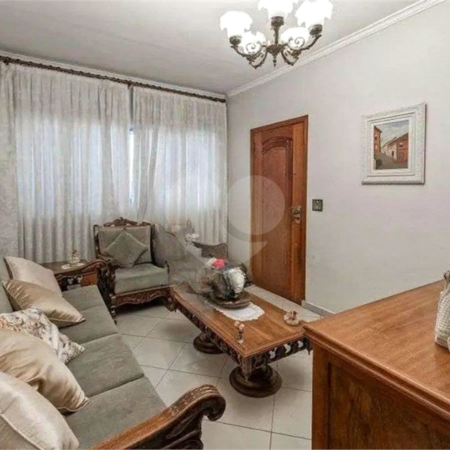 Casa à venda com 3 quartos em Jardim Marisa, São Paulo, SP