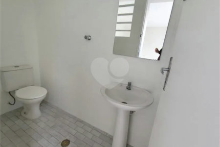 Sobrado para alugar com 3 quartos, sendo 1 suíte, em Jardim Vera Cruz, São Paulo, SP