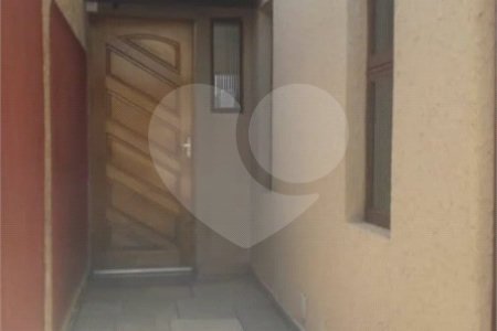 Casa à venda com 3 quartos, sendo 1 suíte,  em Vila Oliveira, Mogi das Cruzes, SP