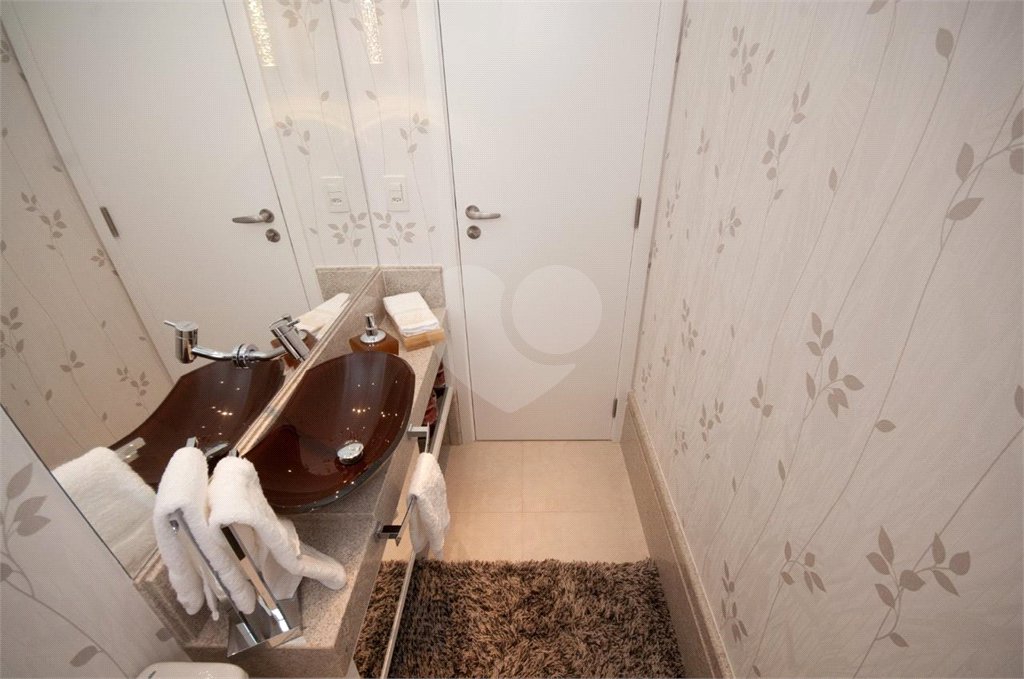 Apartamento à venda com 4 quartos, sendo 3 suítes, em Vila Romana, São Paulo, SP