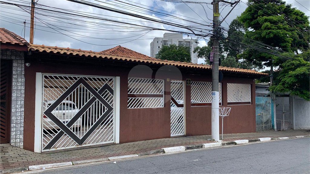 Casa Térrea à venda com 3 quartos no Centro, Poá, SP