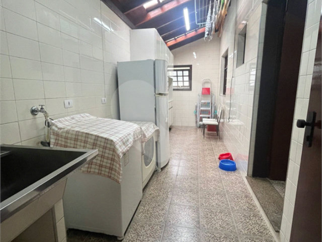 Sobrado à venda com 3 suítes em Tremembé, São Paulo, SP