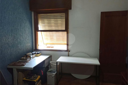 Casa à venda com 4 quartos, sendo 1 suíte, em Perdizes, São Paulo, SP