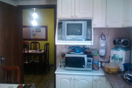 Sobrado com salão comercial na Sallum.