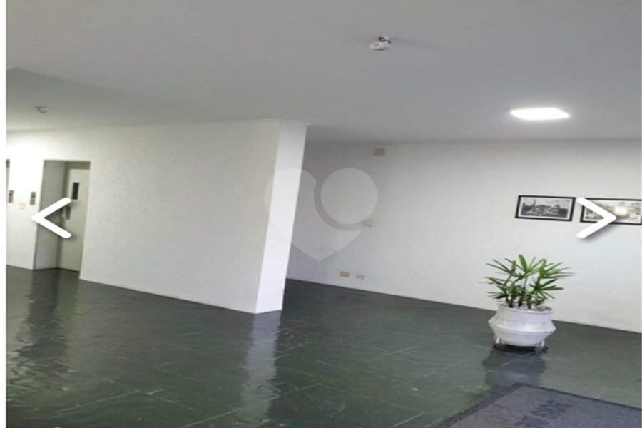 Apartamento à venda com 2 quartos em Aclimação, São Paulo, SP