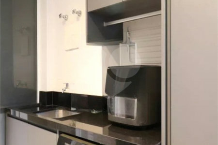 Apartamento à venda com 4 quartos, sendo 2 suítes,  em Vila Anastácio, São Paulo, SP