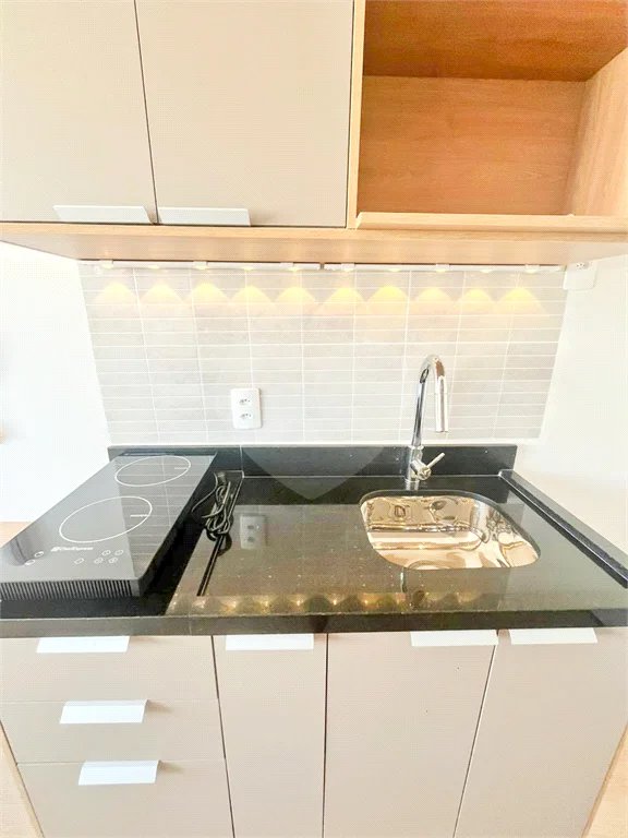 Studio mobiliado a venda no Ipiranda com 1 dormitorio e lazer.