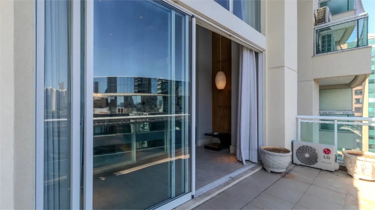 Apartamento à venda com 4 quartos, sendo 3 suítes, em Cidade Monções, São Paulo, SP
