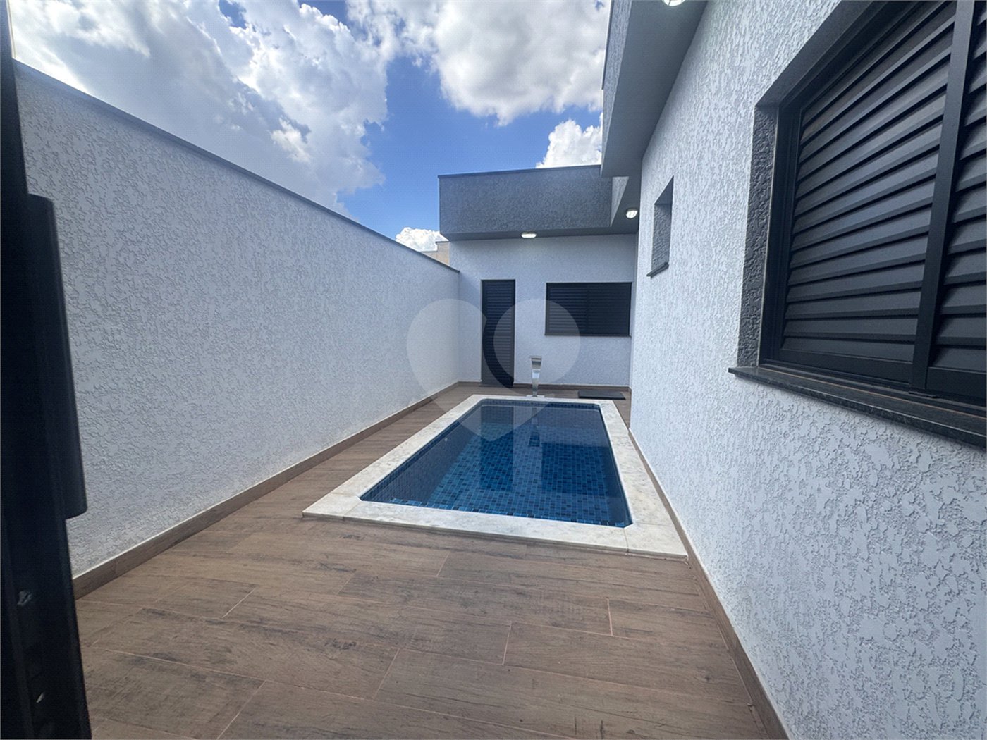Casa à venda com 3 suítes no condomínio Residencial Villagio Wanel, Sorocaba - SP