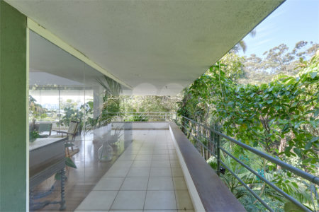Casa à venda com 3 quartos, sendo 1 suíte, em Guarapiranga, São Paulo, SP