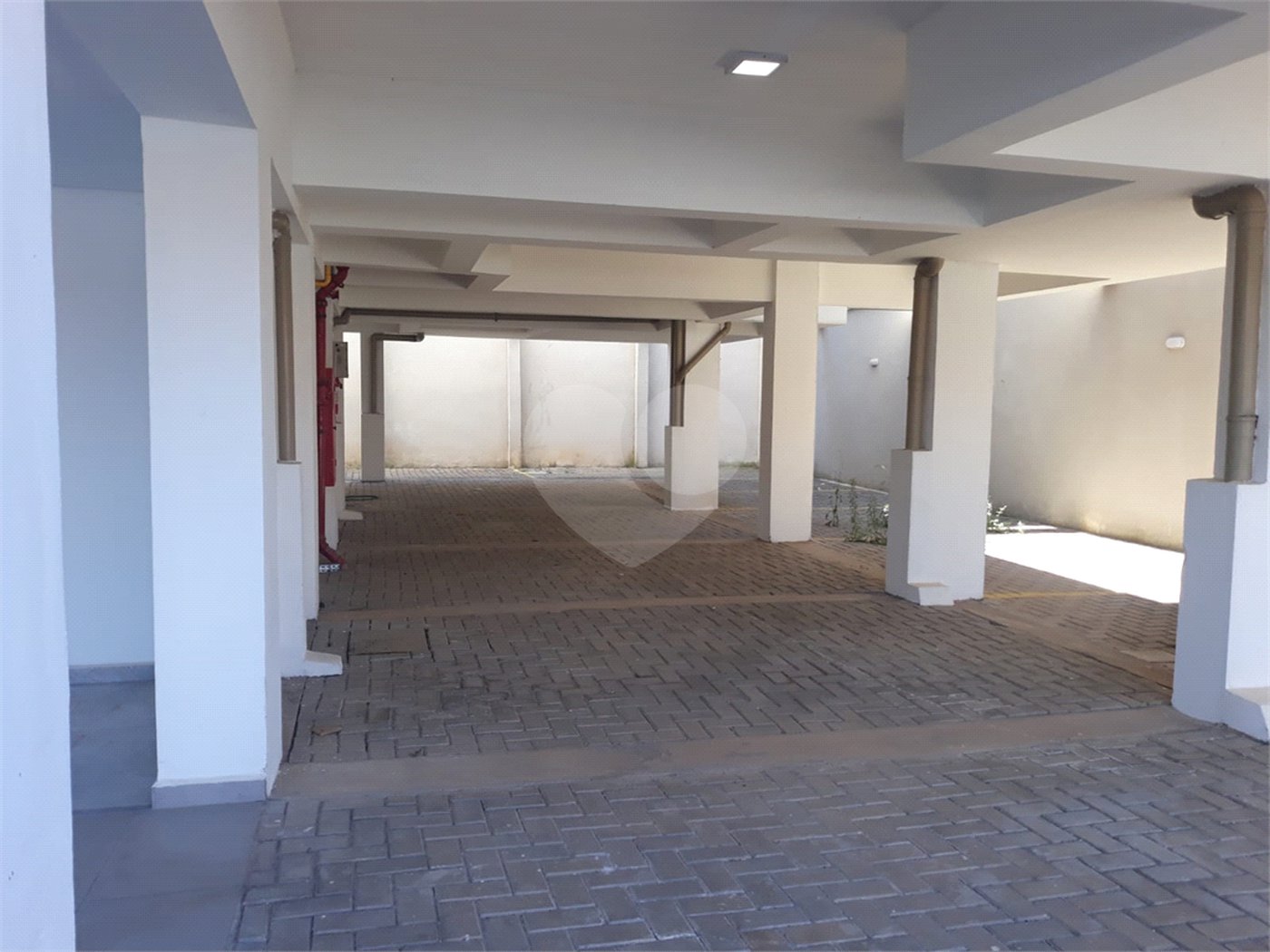Apartamento à venda ou para alugar com 2 quartos, sendo 1 suíte,  em Jardim Flórida, São Roque, SP