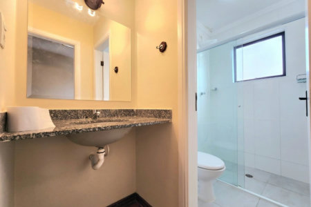 Apartamento para alugar, 47 m² por R$ 3.790,00/mês - José Menino - Santos/SP