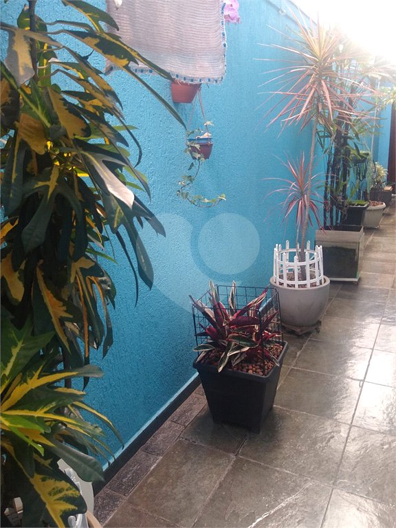 Sobrado à venda com 3 quartos, sendo 1 suíte,  em Vila do Castelo, São Paulo, SP