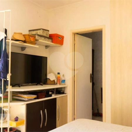 Casa à venda com 3 quartos, sendo 1 suíte, em Vila Universitária, São Paulo, SP