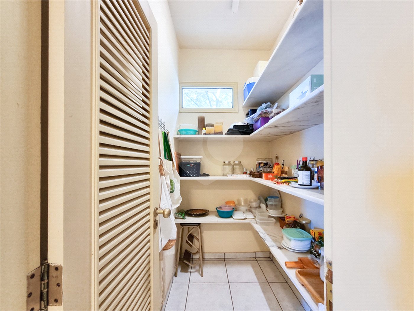 Casa à venda com 4 suítes no condomínio Annecy Village, São Paulo - SP