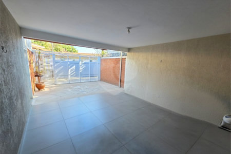 Casa à venda com 3 quartos, sendo 1 suíte,  em Jardim Nova Santa Paula, São Carlos, SP