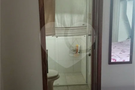 Apartamento com 80m² , 2 dormitórios , sendo 1 suíte , 1 vaga , à venda na Vila Tibiriça , em Santo André.