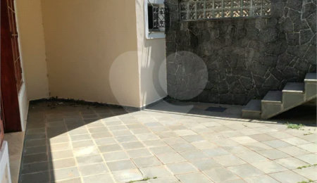 Casa à venda ou para alugar com 5 quartos, sendo 2 suítes,  em Jardim Dos Estados, Poços de Caldas, MG