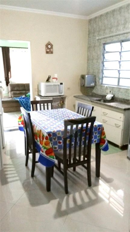 Sobrado com 212m² , 3 dormitórios , 2 vagas , à venda em Santo André.