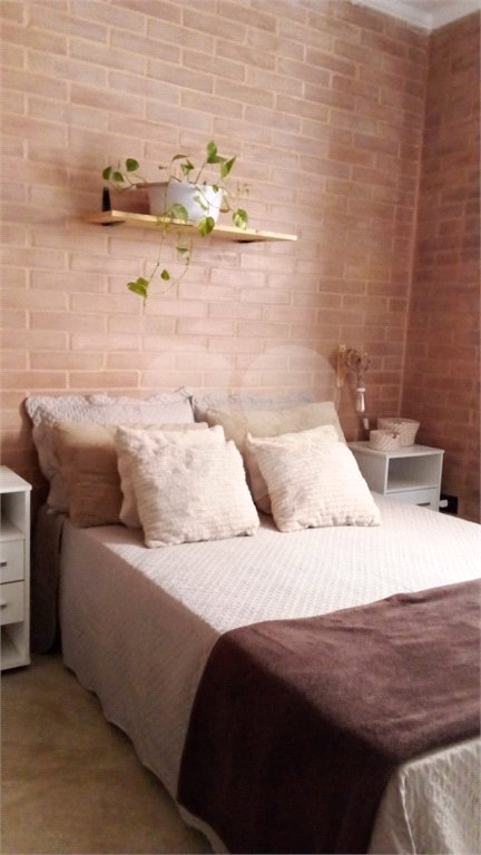 Casa à venda com 5 quartos, sendo 3 suítes,  em Jardim dos Pinheiros, Atibaia, SP