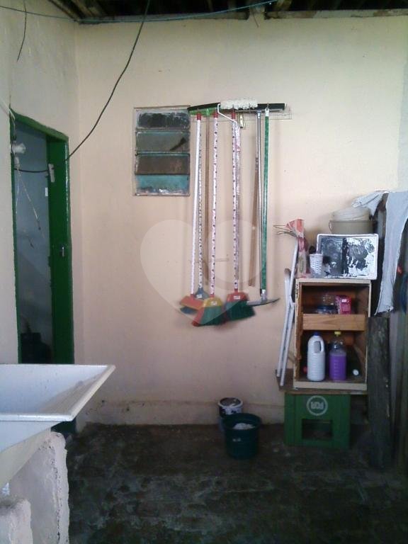 Prédio à venda com 1 quarto em Vila Haro, Sorocaba, SP