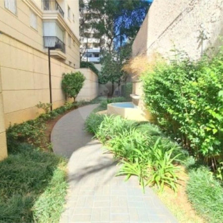 Apartamento à venda com 3 quartos, sendo 1 suíte,  em Vila Paulista, São Paulo, SP