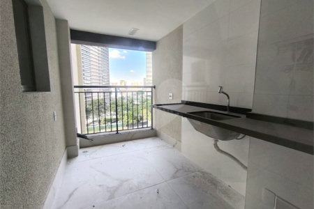 Apartamento à venda ou para alugar com 3 suítes em Água Branca, São Paulo, SP