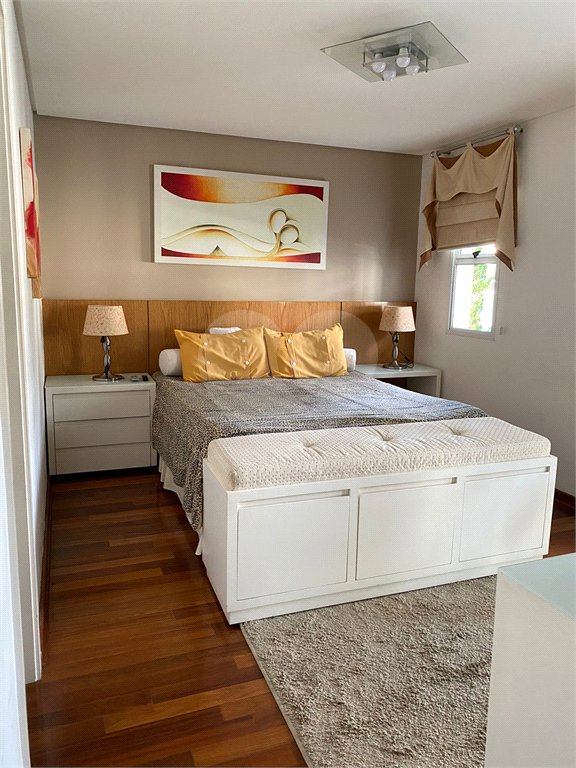 Casa à venda com 4 suítes no condomínio Maison Montparnasse, São Paulo - SP