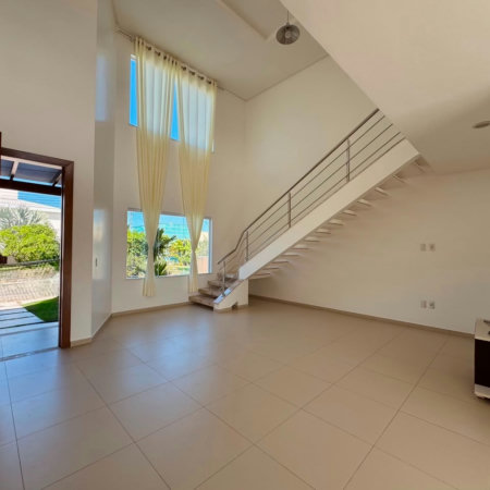 Casa para alugar com 3 suítes, no condomínio Outeiro São Francisco, Porto Seguro - BA
