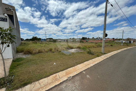 Terreno à venda em Vila Mazzei, Itapetininga, SP