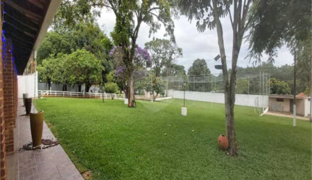 Chácara à venda com 6 quartos, sendo 4 suítes,  em Chácaras do Guacuri, Itupeva, SP