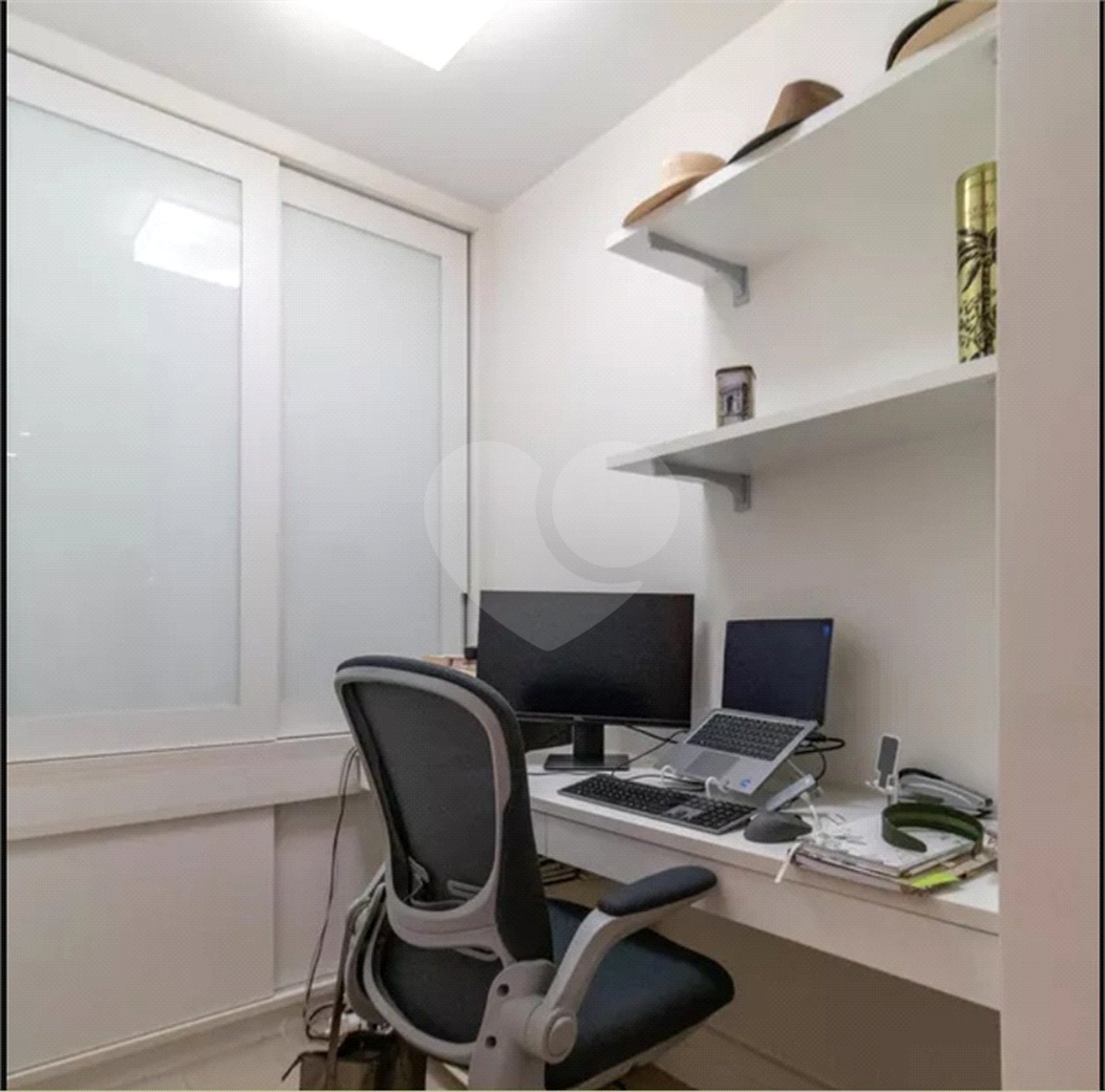 Apartamento à venda com 3 quartos, sendo 2 suítes,  em Várzea da Barra Funda, São Paulo, SP