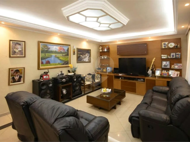 Casa à venda com 5 quartos, sendo 4 suítes,  em Vila Maria, São Paulo, SP