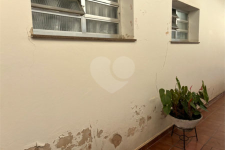 Casa à venda com 3 quartos, sendo 1 suíte,  em Vila Galvão, Guarulhos, SP