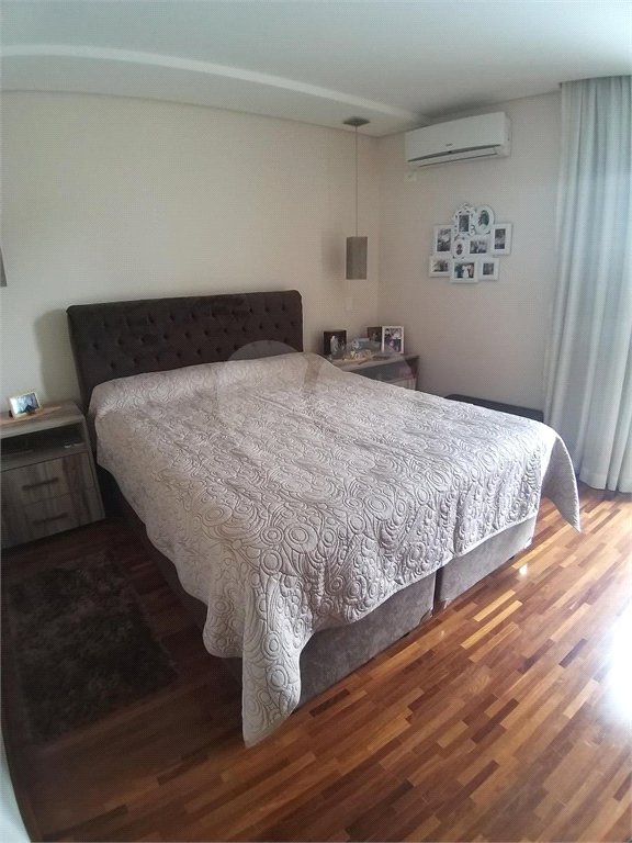 Casa à venda com 3 quartos, sendo 1 suíte, em Saúde, São Paulo, SP