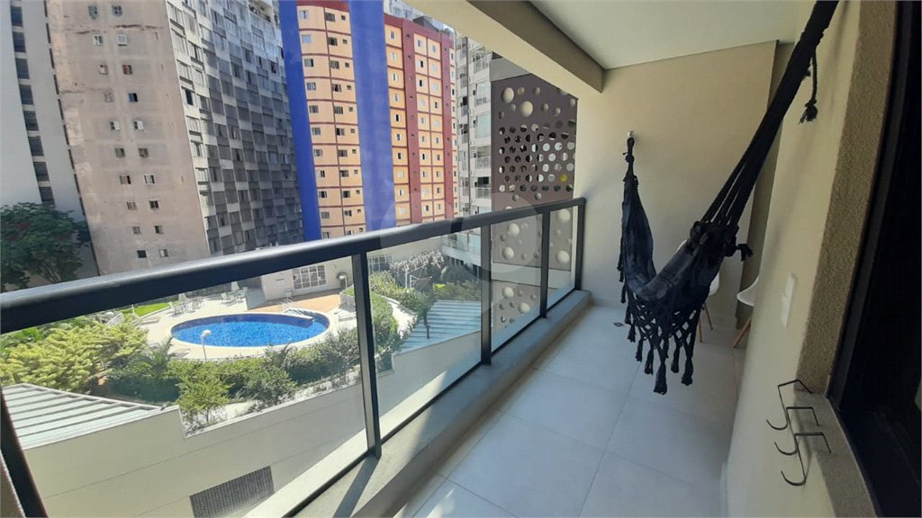 Apartamento para locação 45m2 na Bela Vista 2 dormitórios 1 vaga Próximo à Av. Paulista