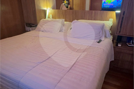 Apartamento à venda com 2 quartos, sendo 1 suíte, em Vila Olímpia, São Paulo, SP