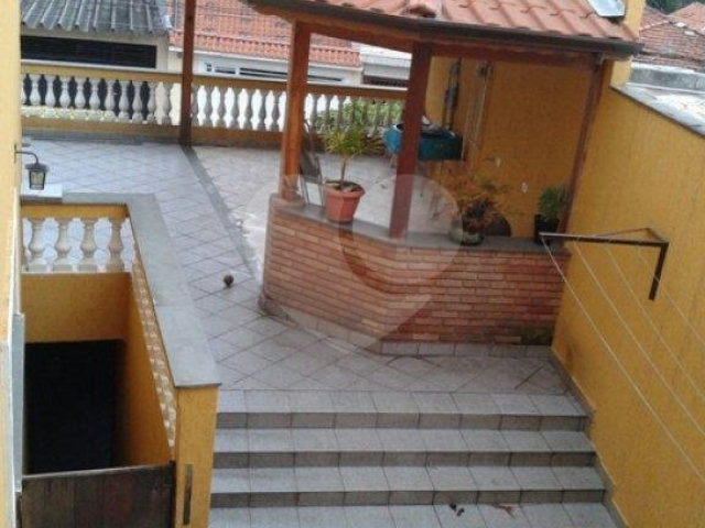 Sobrado à venda com 3 quartos, sendo 1 suíte,  em Tremembé, São Paulo, SP