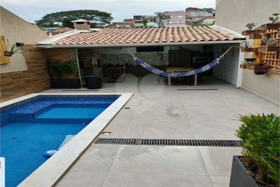 Sobrado à venda com 3 quartos, sendo 2 suítes,  em Tucuruvi, São Paulo, SP