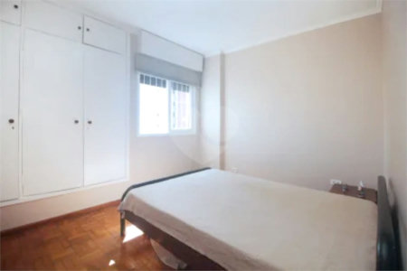 Apartamento à venda com 3 quartos em Moema, São Paulo, SP