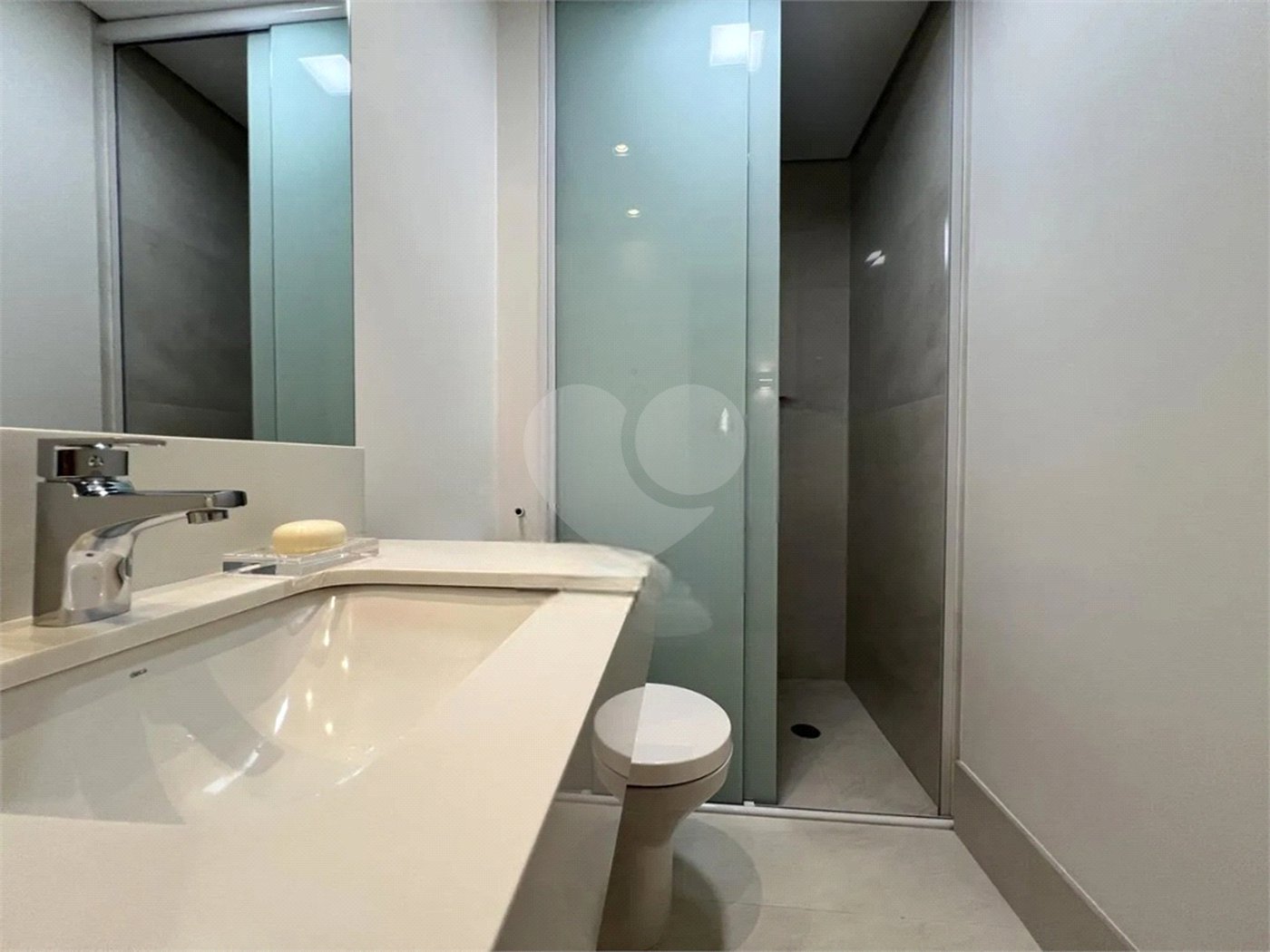 Apartamento à venda com 2 suítes em Vila Romana, São Paulo, SP