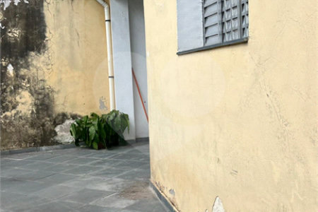 Casa Térrea à venda com 3 quartos em Jardim Dom José, São Paulo, SP