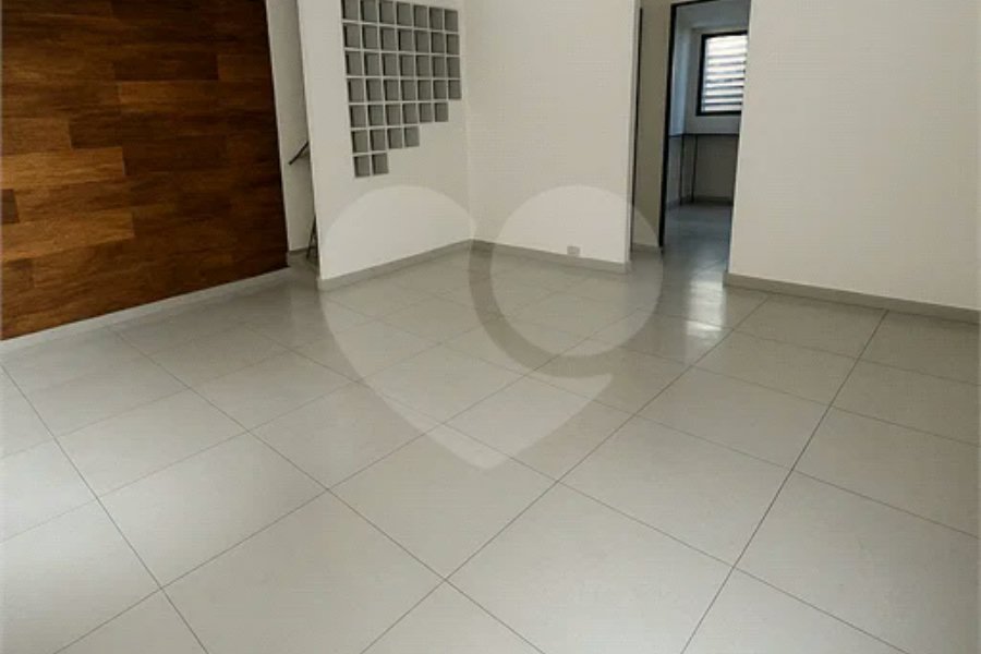 Casa à venda com 3 quartos, sendo 1 suíte, em Conjunto Residencial Vista Verde, São Paulo, SP