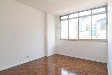 Apartamento à venda com 4 quartos, sendo 1 suíte, em Pinheiros, São Paulo, SP