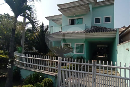Casa à venda com 3 suítes no condomínio Mansões da Prata, Rio de Janeiro - RJ