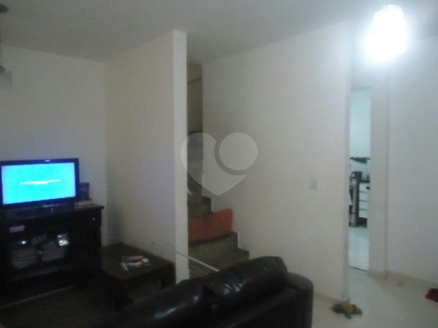 Casa de Vila à venda com 3 quartos, sendo 1 suíte,  em Vila Isolina Mazzei, São Paulo, SP