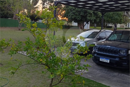 Casa à venda com 3 suítes no condomínio Haras Paineiras, Salto - SP