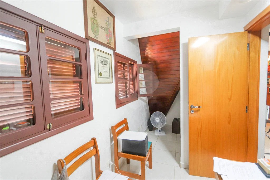 Casa à venda com 4 quartos, sendo 1 suíte, em Jardim Franca, São Paulo, SP