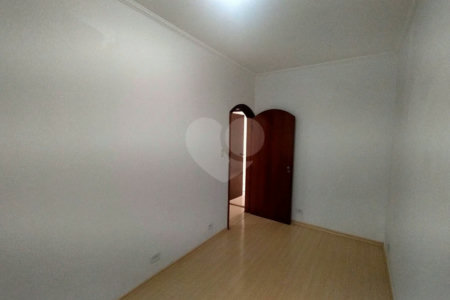 Casa à venda com 10 quartos, sendo 1 suíte, em Santa Teresinha, São Paulo, SP