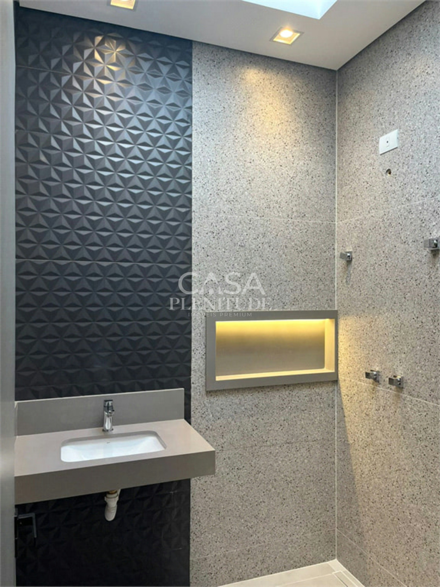 Casa à venda com 2 quartos, sendo 1 suíte,  em Jardim Residencial Villagio Wanel, Sorocaba, SP